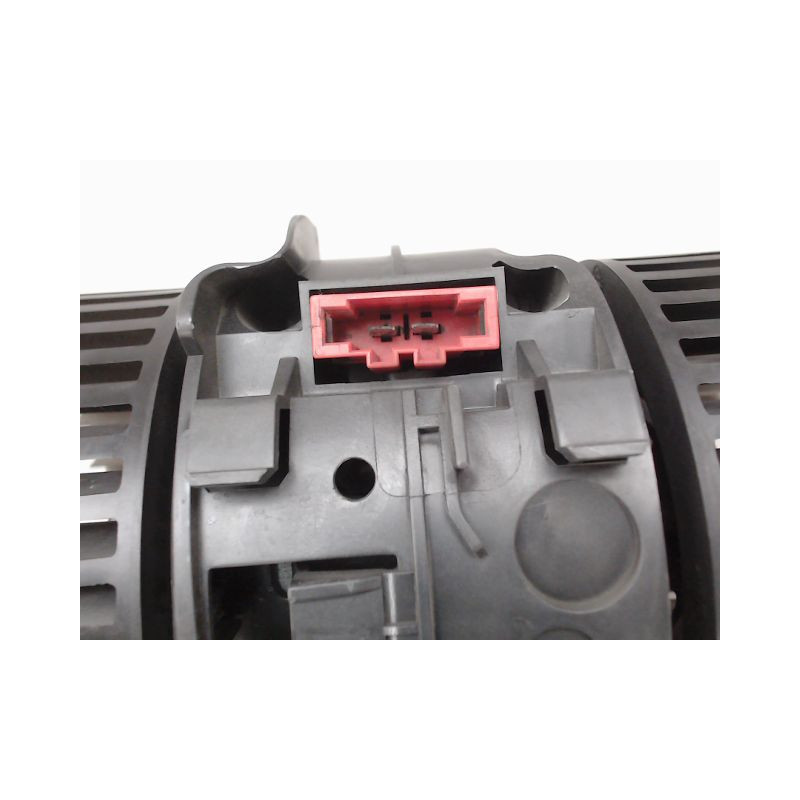 MOTEUR VENTILATEUR CHAUFFAGE RENAULT MEGANE