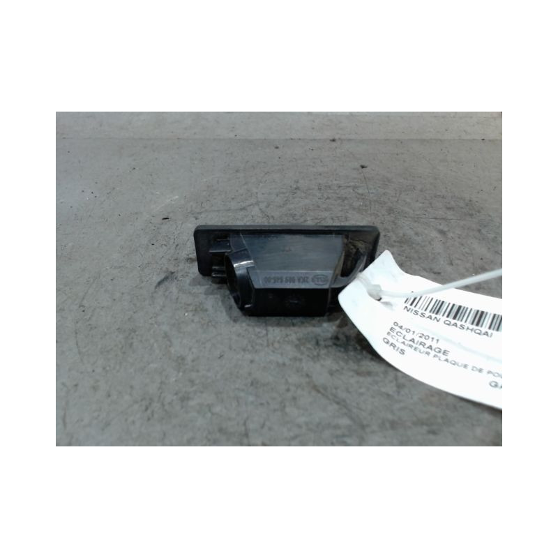 ECLAIREUR PLAQUE DE POLICE GAUCHE NISSAN QASHQAI