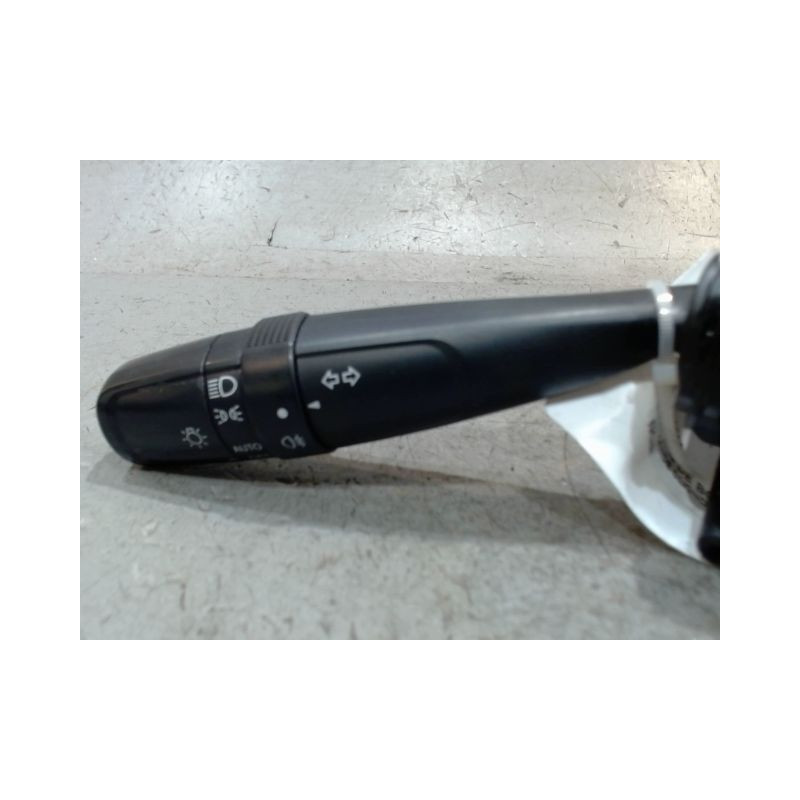 COMMANDE CLIGNOTANT SUZUKI SWIFT
