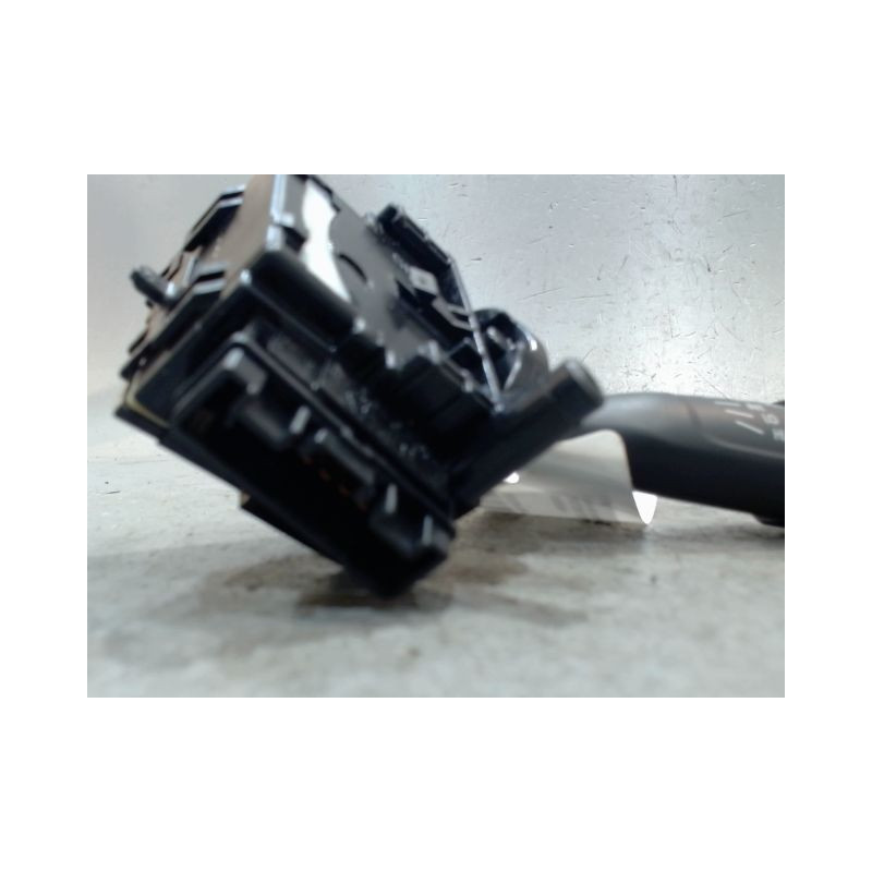 COMMANDE ESSUIE GLACE SUZUKI SWIFT