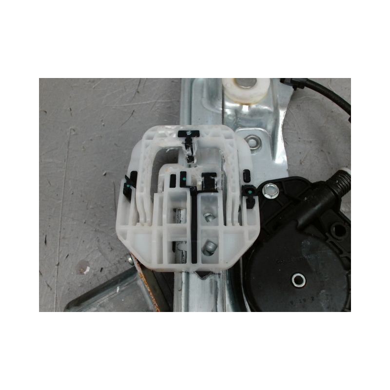 MECANISME+MOTEUR LEVE-GLACE AVANT GAUCHE FORD KUGA