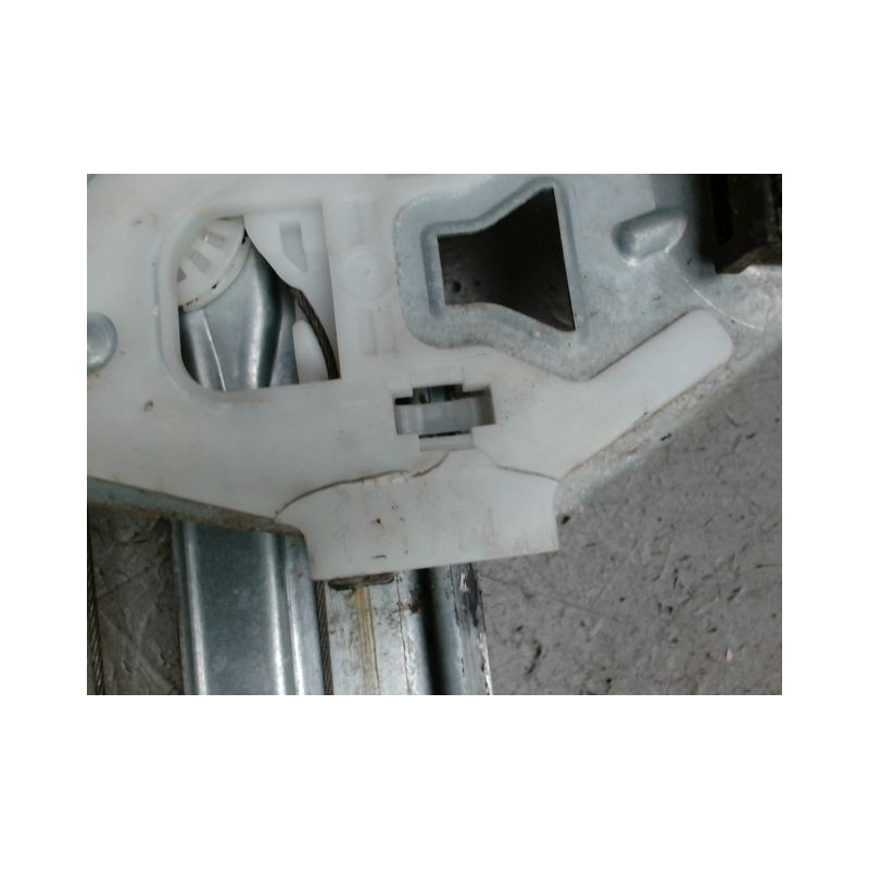 MECANISME+MOTEUR LEVE-GLACE AVANT GAUCHE CITROEN C4 2010-