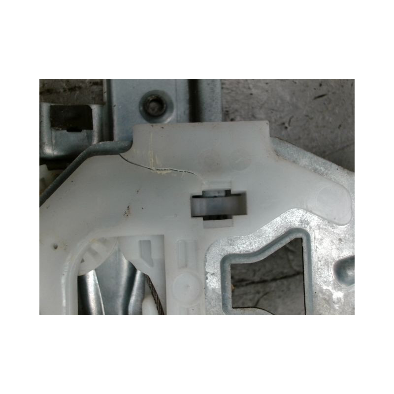 MECANISME+MOTEUR LEVE-GLACE AVANT GAUCHE CITROEN C4 2010-