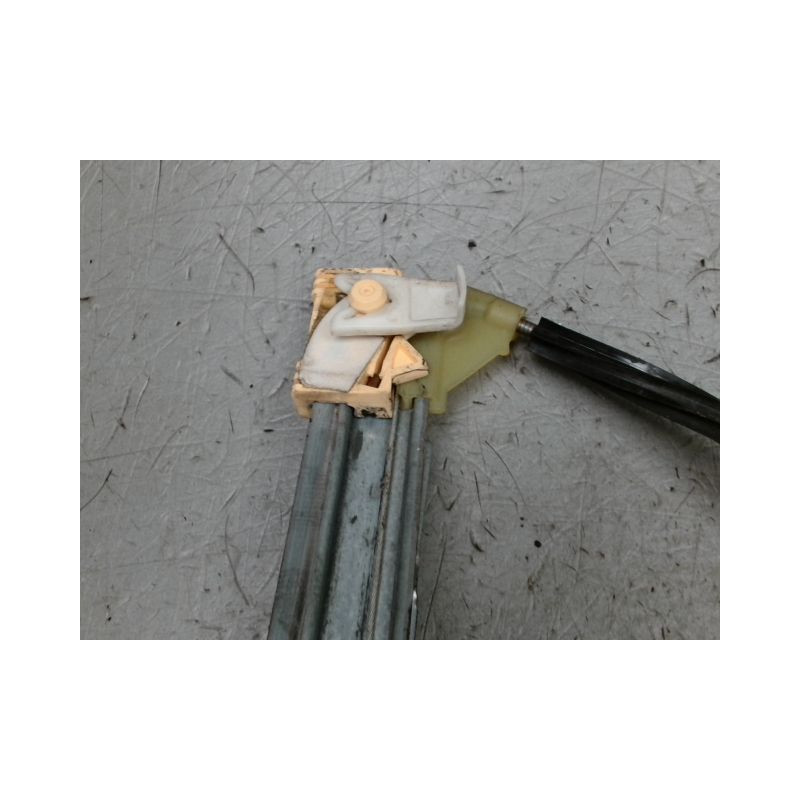 MECANISME+MOTEUR LEVE-GLACE AVANT DROIT RENAULT CLIO II PH.2 01-06