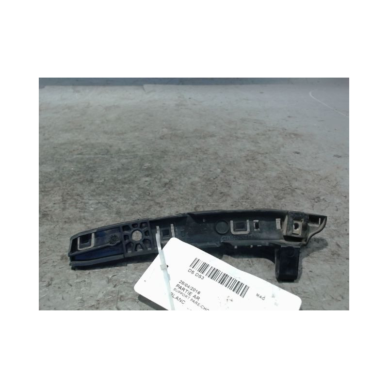 SUPPORT PARE-CHOC ARD DS DS3