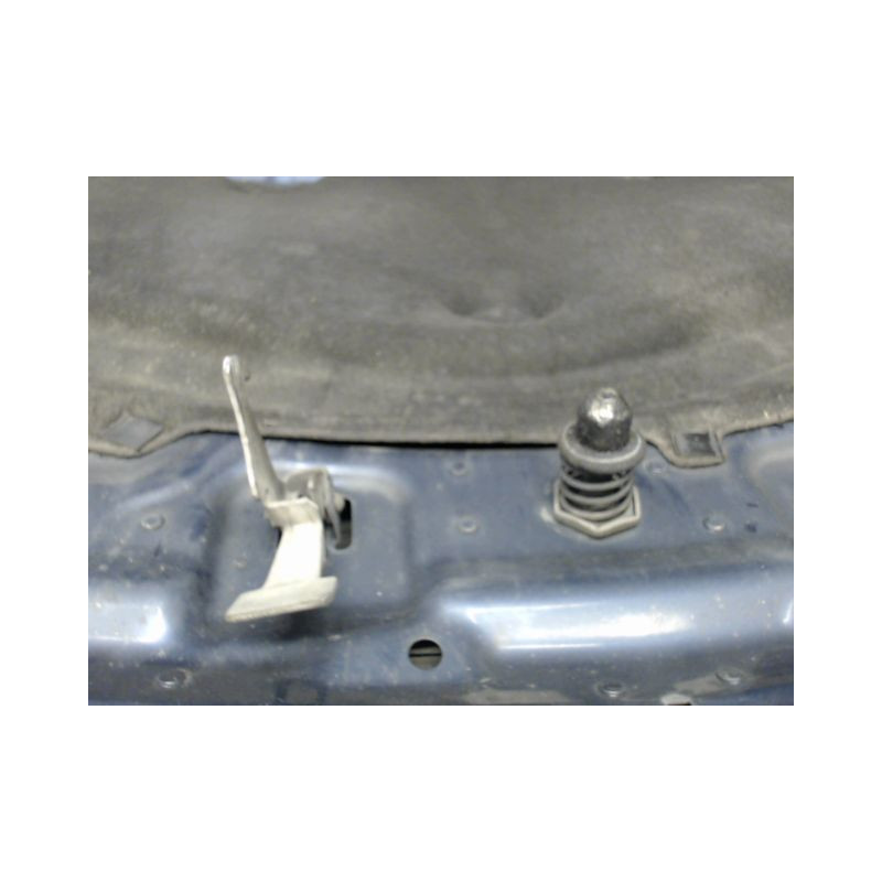 CAPOT OPEL CORSA