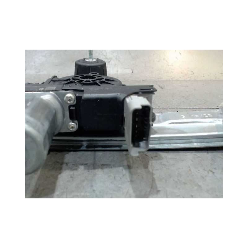 MECANISME+MOTEUR LEVE-GLACE AVANT GAUCHE DACIA SANDERO