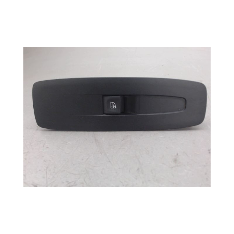 COMMANDE LEVE-GLACE PORTE AVD RENAULT MEGANE