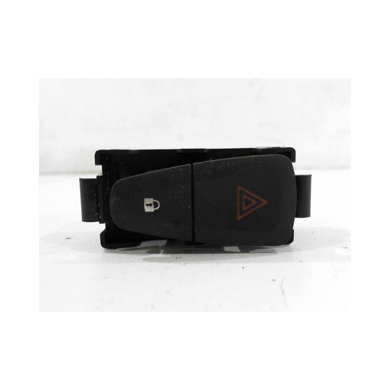 BOUTON DE WARNING DACIA SANDERO