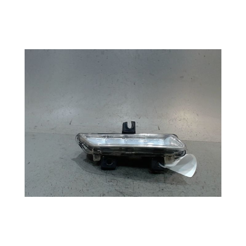 FEUX POSITION GAUCHE RENAULT CLIO