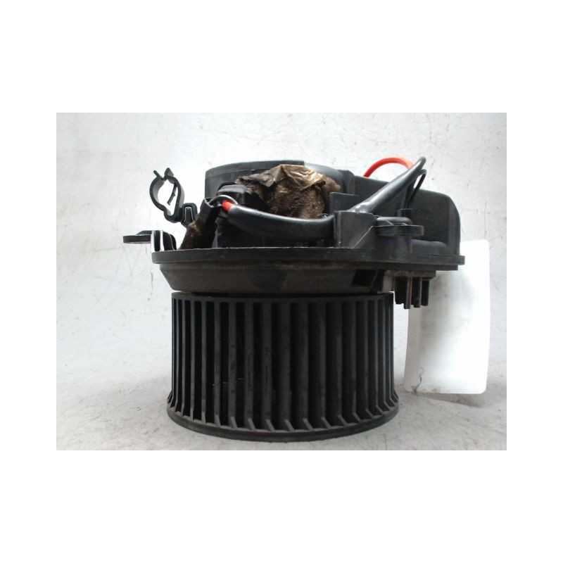 MOTEUR VENTILATEUR CHAUFFAGE CITROEN XSARA -2000