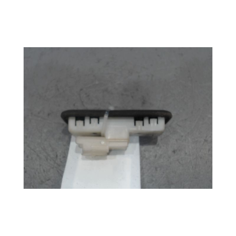 POIGNEE EXTERIEURE HAYON PEUGEOT 3008