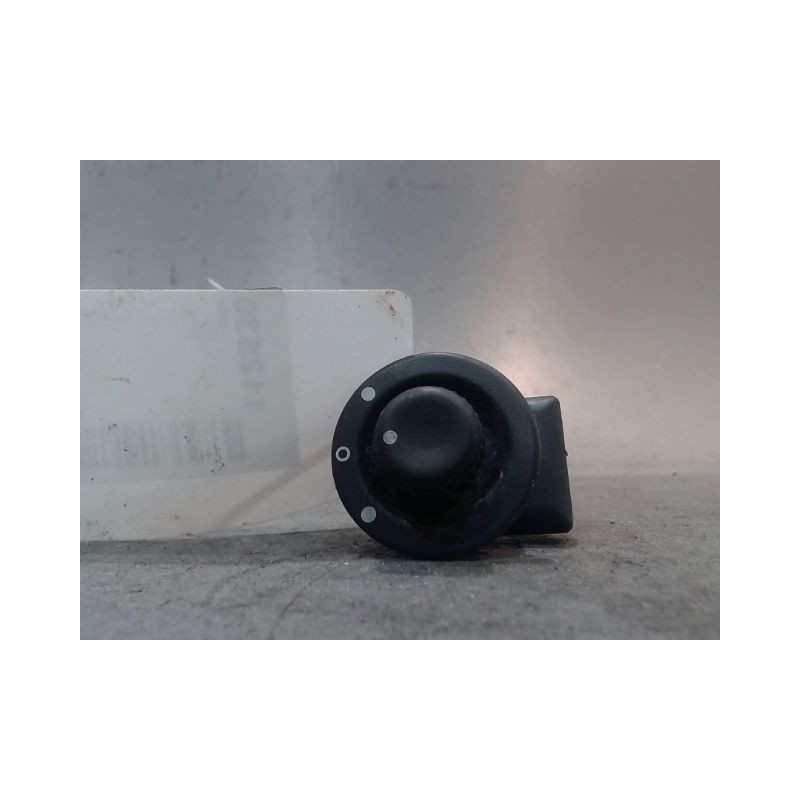 COMMANDE RETROVISSEUR EXTERIEUR ELECTRIQUE RENAULT CLIO