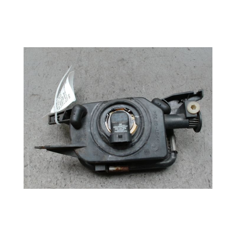 PHARE ANTIBROUILLARD AVANT GAUCHE MERCEDES CLASSE C BREAK 2001-