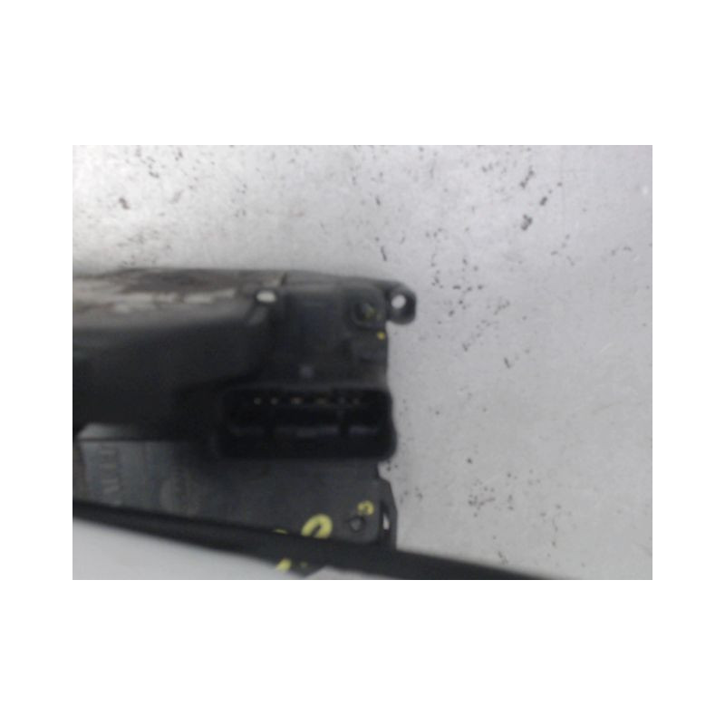 SYSTEME CONDAMNATION ARRIERE DROIT RENAULT MODUS 2004-2007