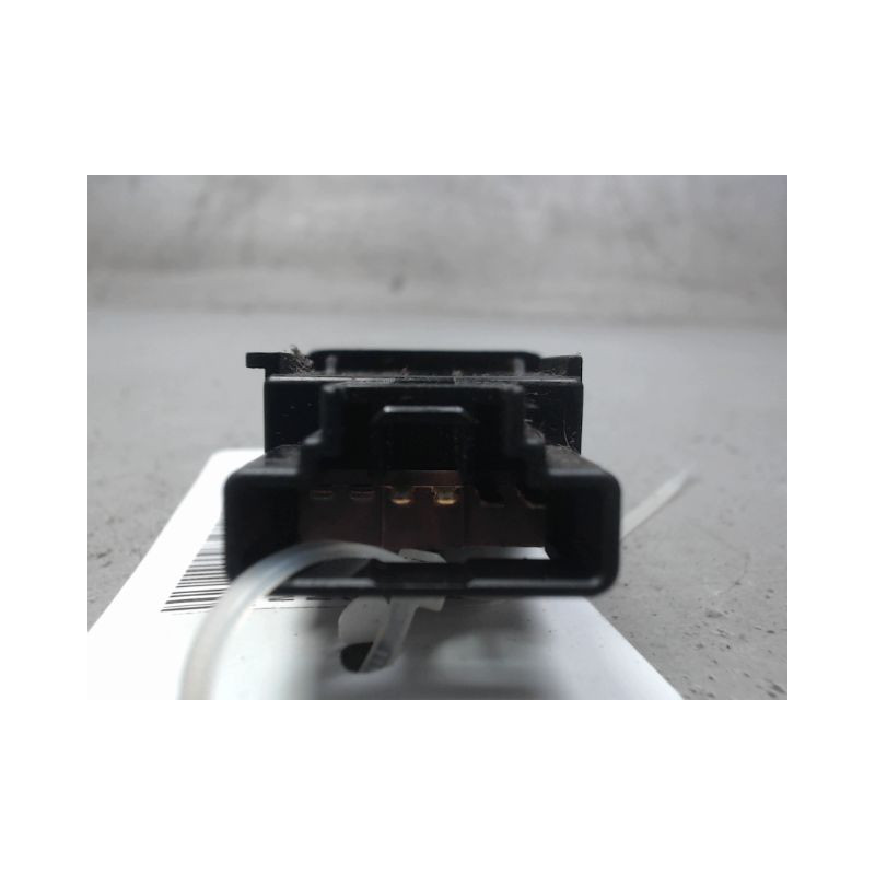BOUTON DE WARNING MAZDA MAZDA 5