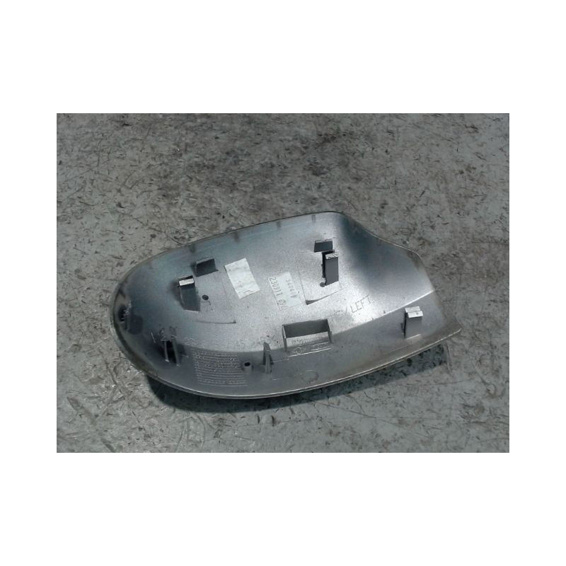 CARENAGE RETROVISEUR EXTERIEUR GAUCHE DACIA LOGAN MCV 2007-
