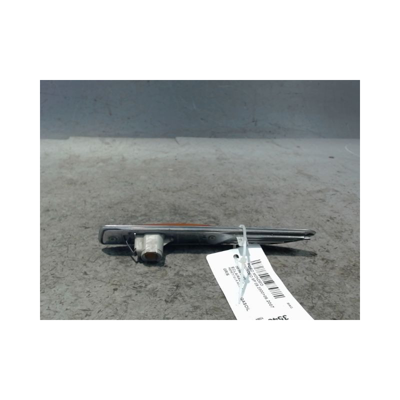 REPETITEUR AILE GAUCHE FORD MONDEO 2000-2007