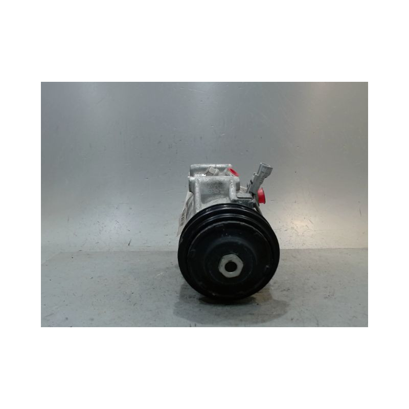 COMPRESSEUR AIR CONDITIONNE TOYOTA YARIS