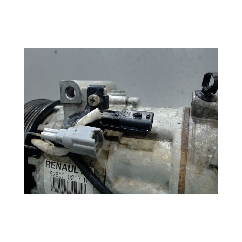 COMPRESSEUR AIR CONDITIONNE RENAULT CLIO