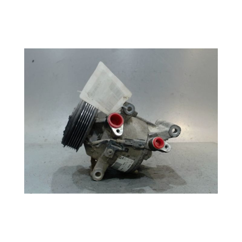 COMPRESSEUR AIR CONDITIONNE DACIA DUSTER