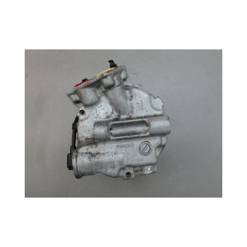 COMPRESSEUR AIR CONDITIONNE RENAULT MEGANE
