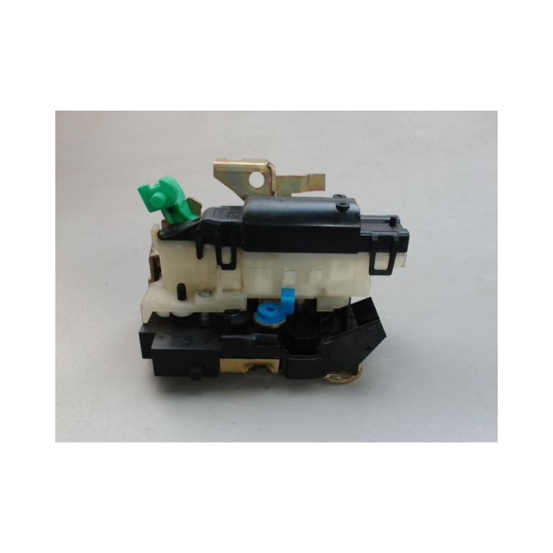 SERRURE PORTE COULISSANTE DROIT RENAULT KANGOO