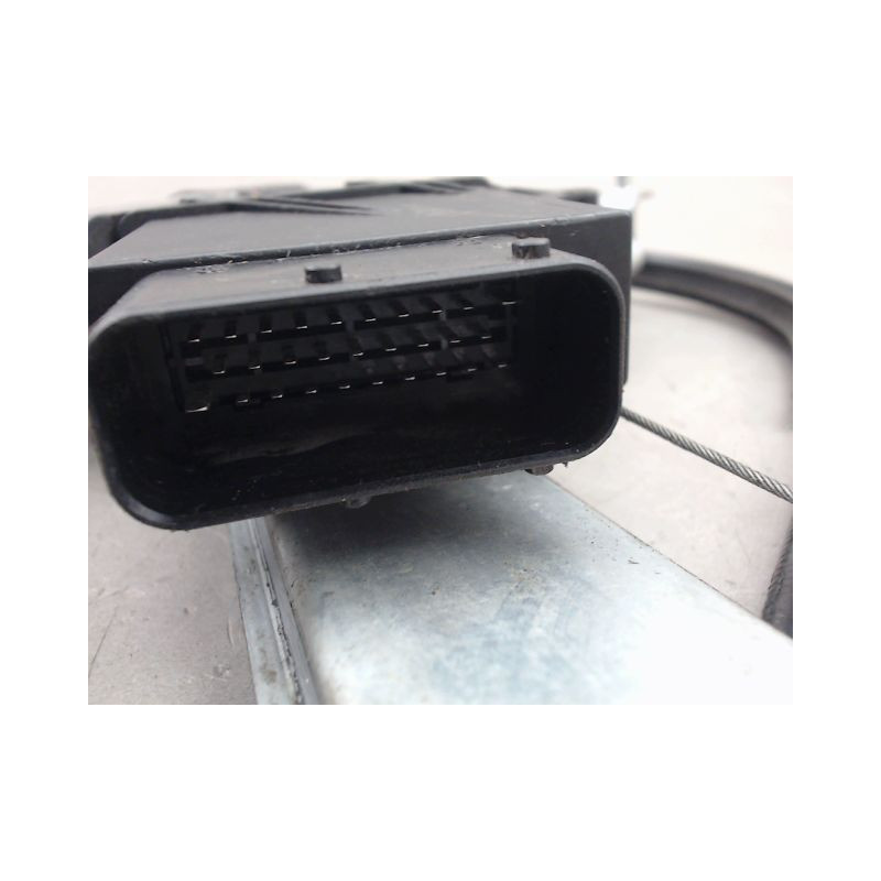 MECANISME LEVE-GLACE AVANT DROIT RENAULT LAGUNA