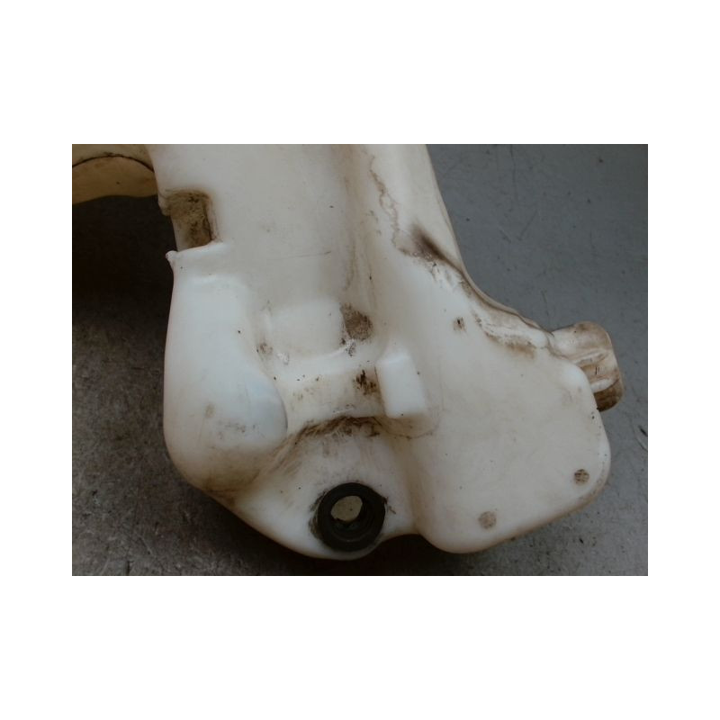 RESERVOIR LAVE-GLACE AVANT PEUGEOT 5008 2009-