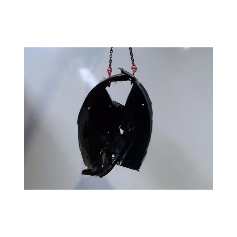 PARE-BOUE AVANT DROIT RENAULT MEGANE III 2008-