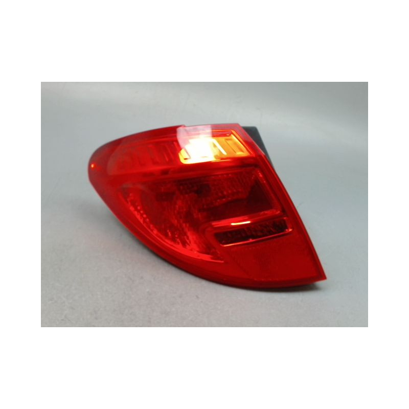 FEU ARRIERE GAUCHE  OPEL MERIVA MONOSP. II Phase 2 (B) 2013-...
