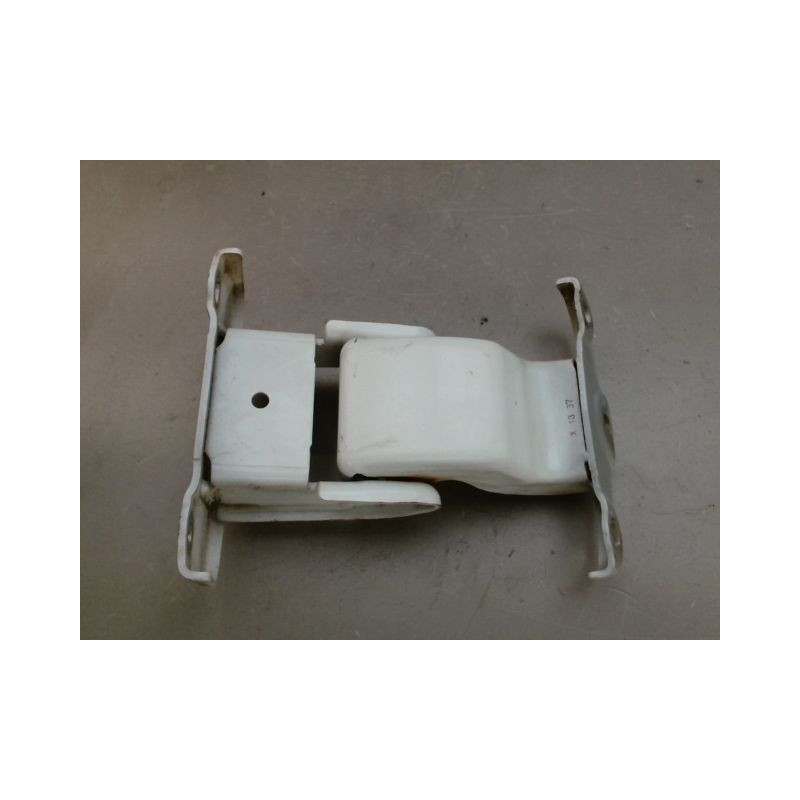 CHARNIERE SUP PORTE BATTANTE ARD RENAULT TRAFIC