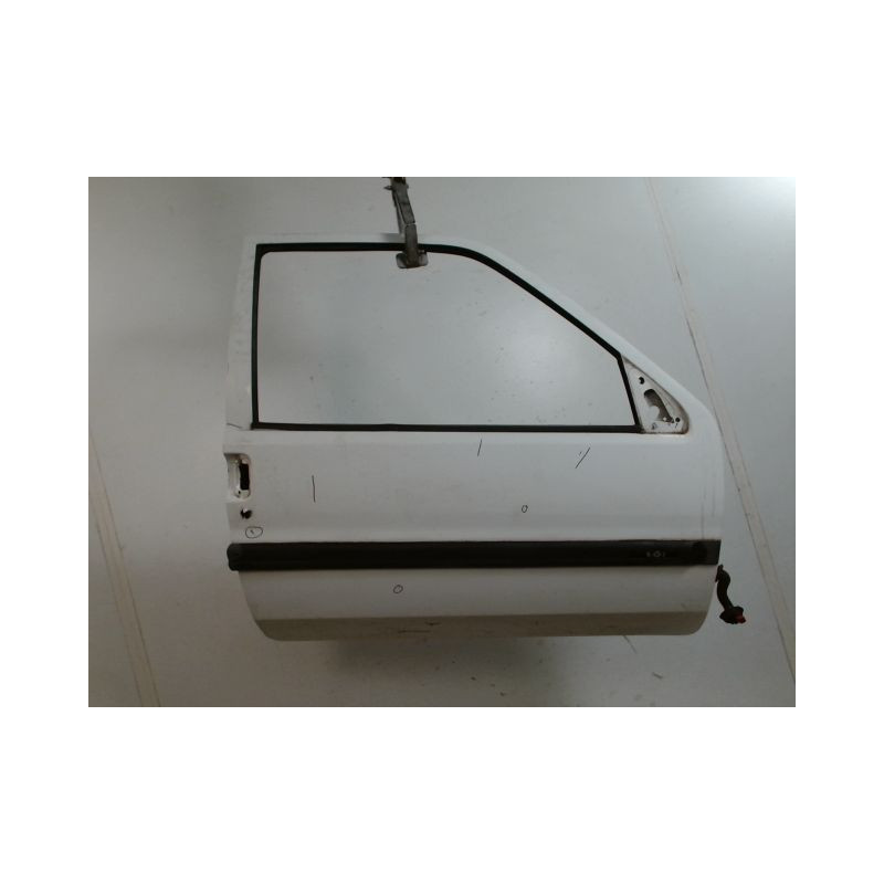 PORTE AVANT DROIT CITROEN SAXO