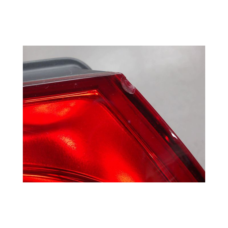 FEU ARRIERE GAUCHE  VOLKSWAGEN GOLF