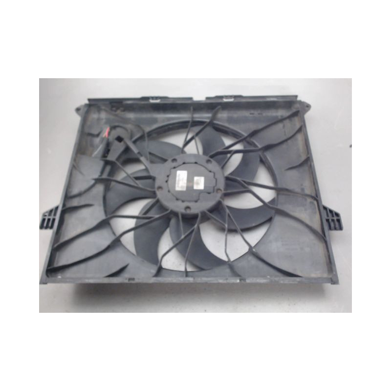 MOTEUR VENTILATEUR RADIATEUR MERCEDES CLASSE ML