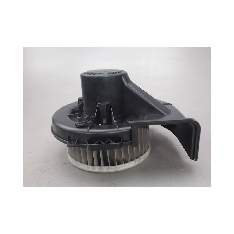 MOTEUR VENTILATEUR CHAUFFAGE VOLKSWAGEN POLO