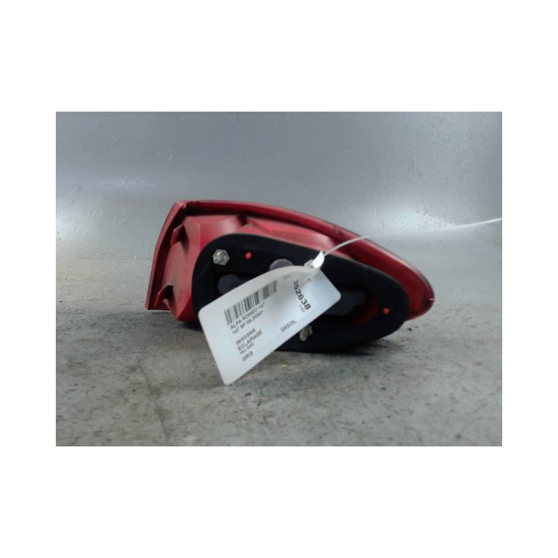 FEU ARRIERE GAUCHE  ALFA ROMEO 147 2004-