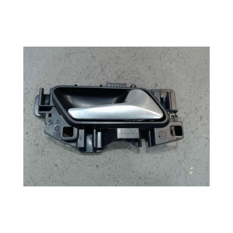 POIGNEE INTERIEURE PORTE AVANT DROIT PEUGEOT 3008