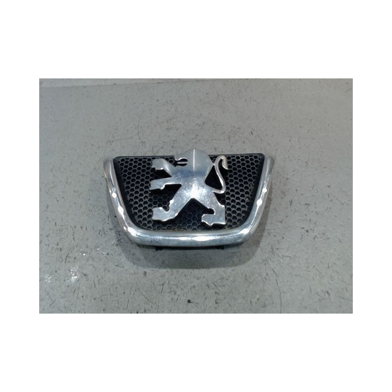 SIGLE CALANDRE PEUGEOT 206