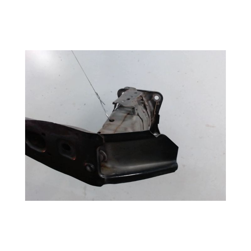 RENFORT PARE-CHOC AVANT FORD C-MAX
