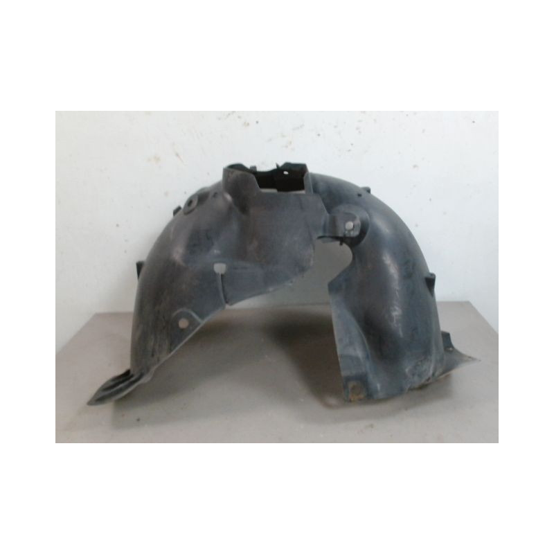 PARE-BOUE AVANT GAUCHE RENAULT CLIO
