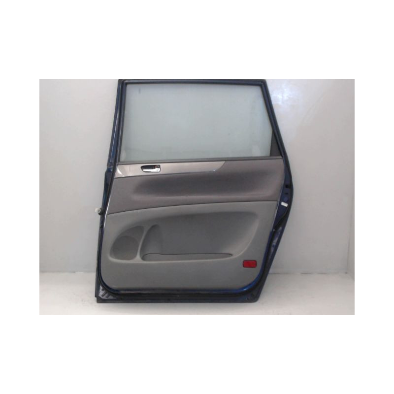 PORTE ARRIERE DROIT TOYOTA AVENSIS VERSO 01-03