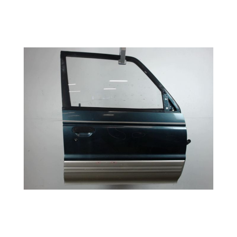 PORTE AVANT DROIT MITSUBISHI PAJERO
