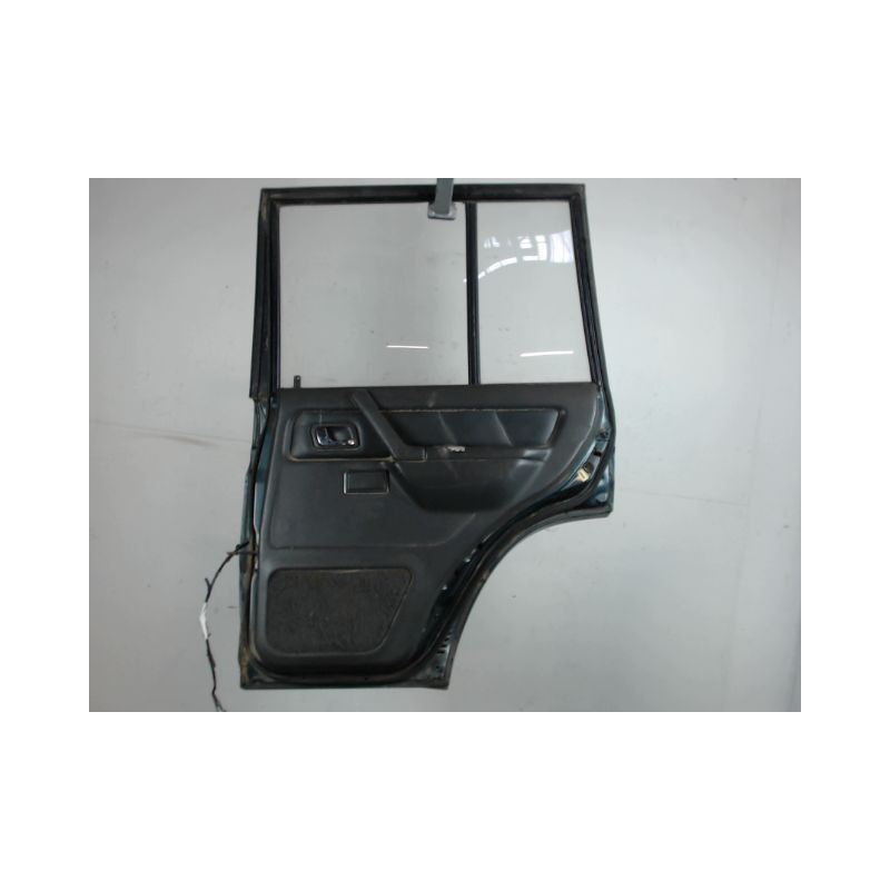 PORTE ARRIERE DROIT MITSUBISHI PAJERO