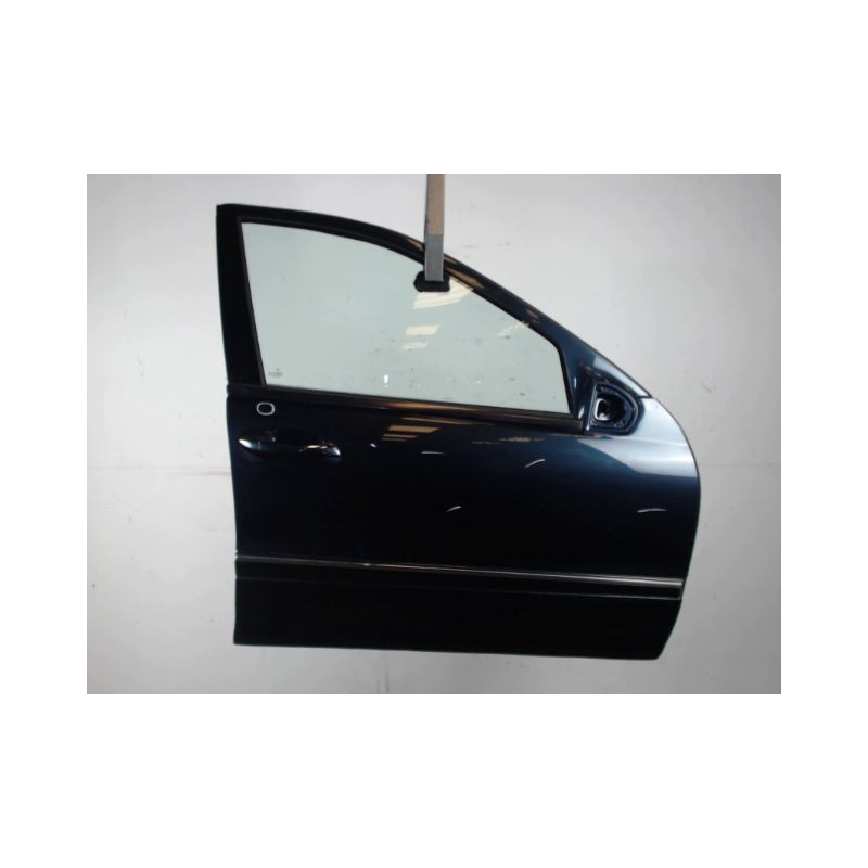 PORTE AVANT DROIT MERCEDES CLASSE C 2004-