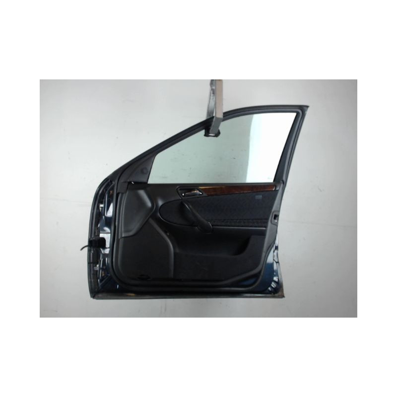 PORTE AVANT DROIT MERCEDES CLASSE C 2004-