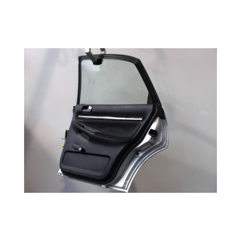 PORTE ARRIERE DROIT AUDI A4 99-2001