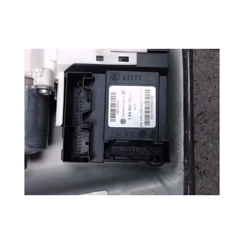 MECANISME+MOTEUR LEVE-GLACE AVANT GAUCHE VOLKSWAGEN GOLF V 2003-2009
