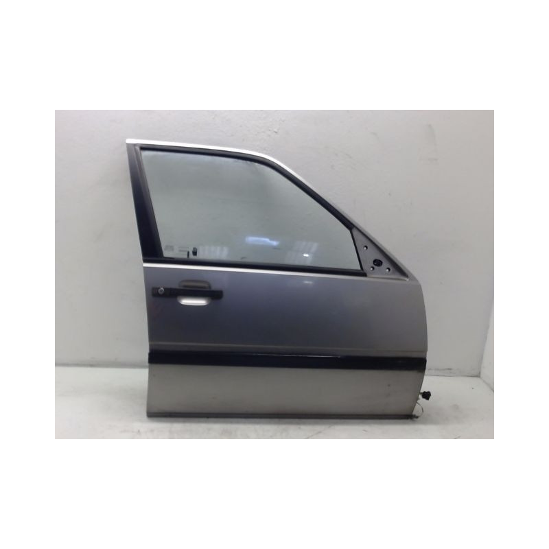 PORTE AVANT DROIT VOLVO 440