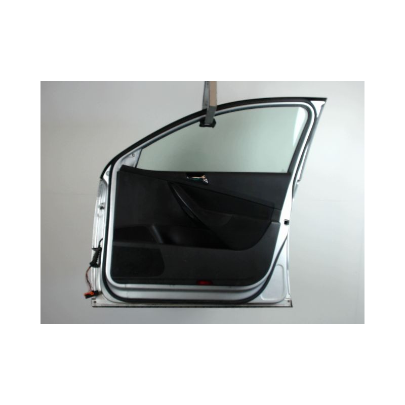 PORTE AVANT DROIT VOLKSWAGEN PASSAT 2005-